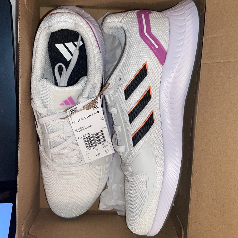 run falcon 2.0 sneakers